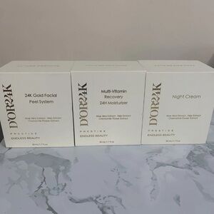 D'OR 24 Prestige Beauty Set 24h Moisturizer, Night Cream, Gold Peel, New in Box